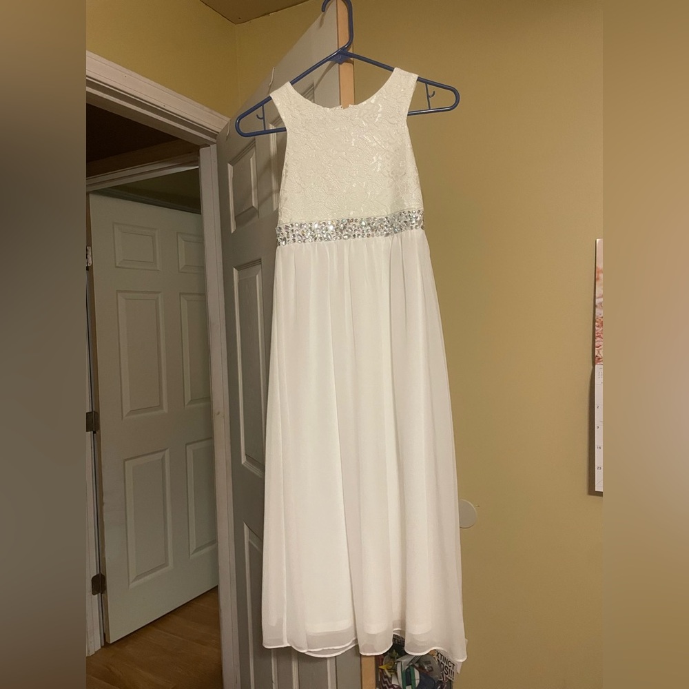 Elegant White Kids Dress with Silver Accents